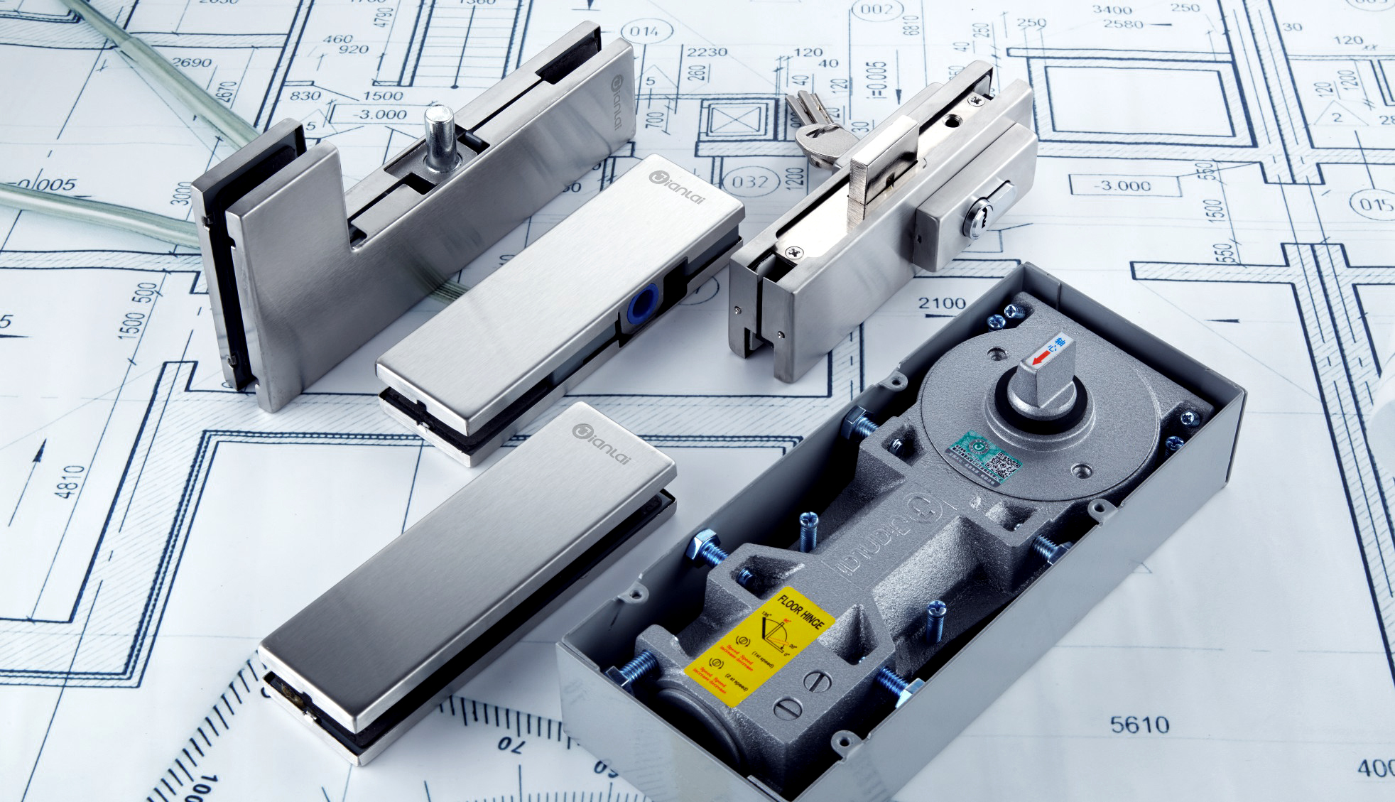 유리 하드웨어의 수직 통합: Jianlai의 사내 라인이 원활한 호환성을 보장하는 방법